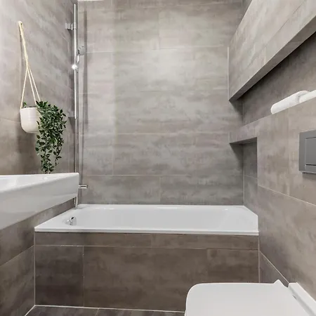 Lam Concrete Ac - Balcony Apartamento *